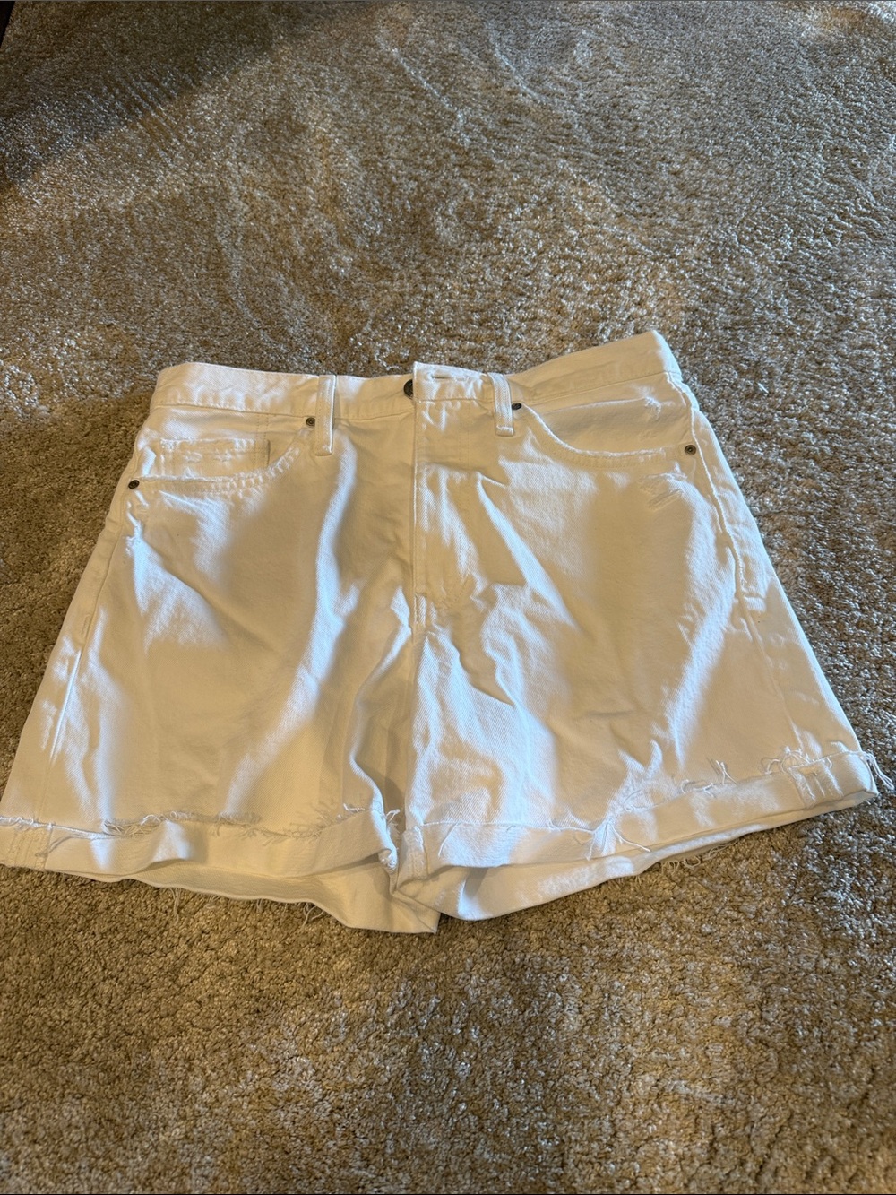 NWT Hudson size 29. White  Women's Casual Denim Shorts